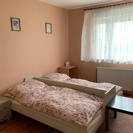 Noclegi Nowogrodziec Guest house